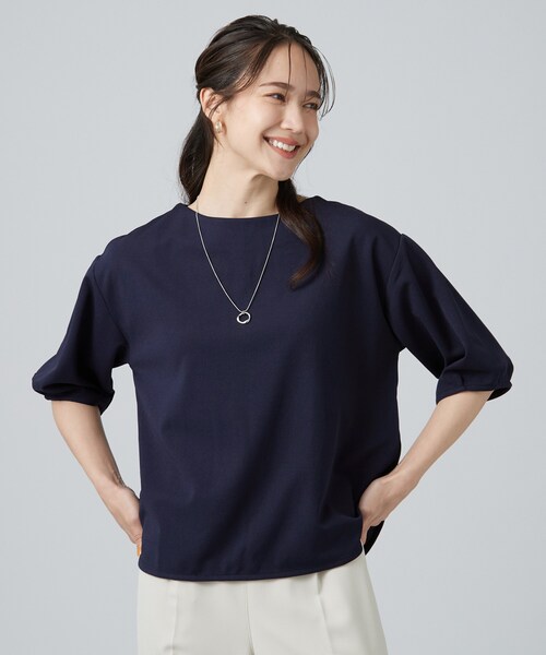 SHOO・LA・RUE(シューラルー)の「【2点セット/洗濯機可/S-LL】インせず着られる ネックレス付き 5分袖Tシャツ(Tシャツ/カットソー・レディース・ライトイエロー系/ネイビー/ブラウン系/ライトグレー・01/04/03/02)」の11枚目の写真