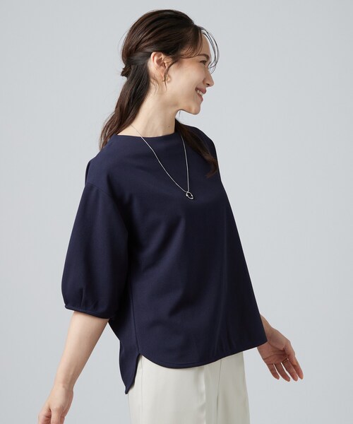 SHOO・LA・RUE(シューラルー)の「【2点セット/洗濯機可/S-LL】インせず着られる ネックレス付き 5分袖Tシャツ(Tシャツ/カットソー・レディース・ライトイエロー系/ネイビー/ブラウン系/ライトグレー・01/04/03/02)」の12枚目の写真
