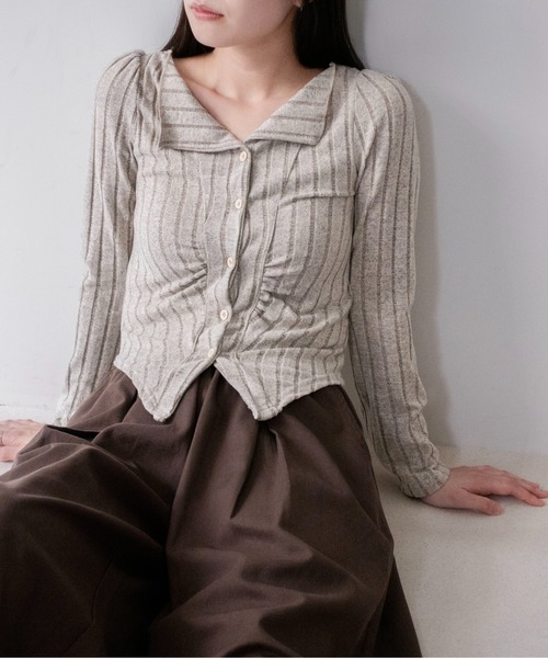on:nue(オンニュ)の「【on:nue】フロントギャザー起毛リブカーディガン /26-27 AW COLLECTION(カーディガン/ボレロ・レディース・ダークグレー/ピンク/ベージュ・FREE)」の2枚目の写真