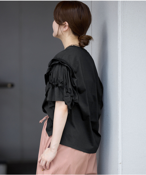 IENA(イエナ)の「袖ギャザーフリルカットソー(Tシャツ/カットソー・レディース・ホワイト/チャコールグレー/ブラック・FREE)」の18枚目の写真