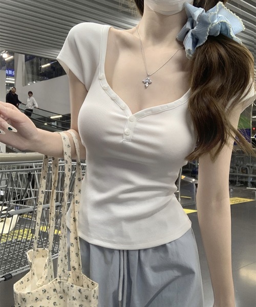 Girly Doll（ガーリードール）の「ヘンリーVネック半袖リブカットソー（Tシャツ/カットソー・レディース・ホワイト/グレー・L/M）」の2枚目の写真