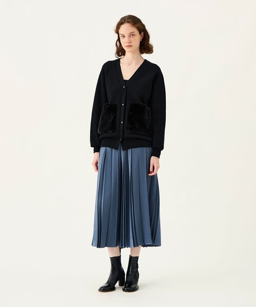 BALLSEY(ボールジィ)の「ウールポリエステルミラノリブ Vネックカーディガン(カーディガン/ボレロ・レディース・ベージュ/ブラック・S)」の3枚目の写真