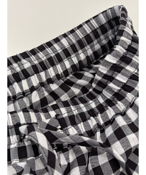 Sew loop（ソーループ）の「ギンガムチェックリラックスストレートパンツウエストゴム仕様（スラックス・レディース・ブラック×ホワイト・M/L）」の9枚目の写真