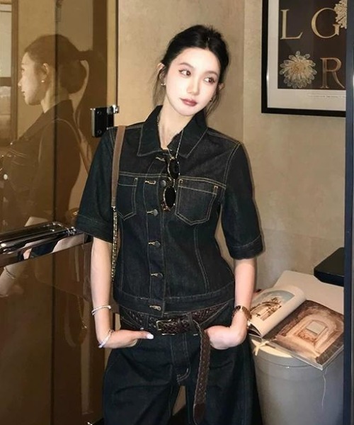 FAVORITO(ファヴォリート)の「デニムトップスワイドパンツセットアップ(セットアップ・レディース・ダークブルー・M/L/S)」の15枚目の写真