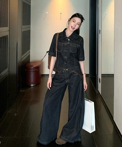 FAVORITO(ファヴォリート)の「デニムトップスワイドパンツセットアップ(セットアップ・レディース・ダークブルー・M/L/S)」の7枚目の写真