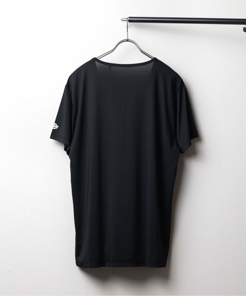 Dickies(ディッキーズ)の「【es】【Dickies】冷感インナー(Vネック)(Tシャツ/カットソー・メンズ・ブラック・MEDIUM/LARGE)」の6枚目の写真
