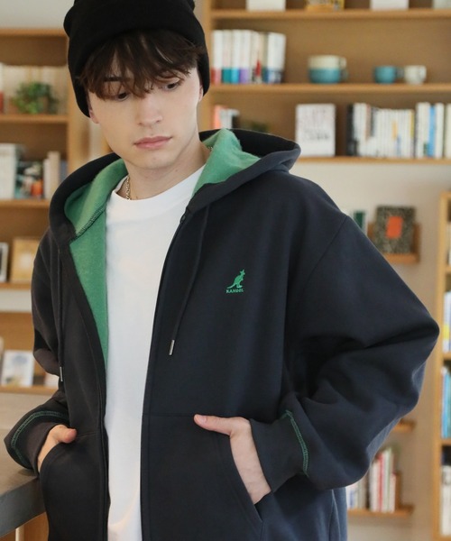 KANGOL(カンゴール)の「【KANGOL/カンゴール】別注 裏起毛 ロゴ刺繍 配色 パーカー(パーカー・メンズ・カーキ/ブラック/ネイビー/チャコールグレー/ライトグレー・L/XL/M)」の5枚目の写真