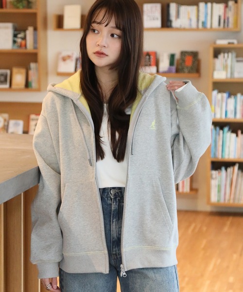 KANGOL(カンゴール)の「【KANGOL/カンゴール】別注 裏起毛 ロゴ刺繍 配色 パーカー(パーカー・メンズ・カーキ/ブラック/ネイビー/チャコールグレー/ライトグレー・L/XL/M)」の9枚目の写真