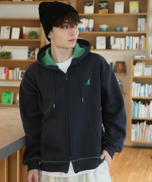 KANGOL(カンゴール)の「【KANGOL/カンゴール】別注 裏起毛 ロゴ刺繍 配色 パーカー(パーカー・メンズ・カーキ/ブラック/ネイビー/チャコールグレー/ライトグレー・L/XL/M)」の18枚目の写真