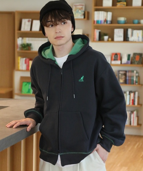 KANGOL(カンゴール)の「【KANGOL/カンゴール】別注 裏起毛 ロゴ刺繍 配色 パーカー(パーカー・メンズ・カーキ/ブラック/ネイビー/チャコールグレー/ライトグレー・L/XL/M)」の19枚目の写真