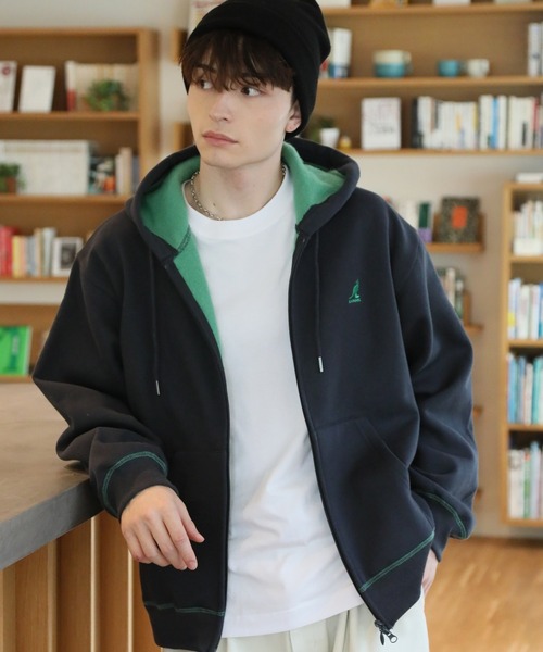 KANGOL(カンゴール)の「【KANGOL/カンゴール】別注 裏起毛 ロゴ刺繍 配色 パーカー(パーカー・メンズ・カーキ/ブラック/ネイビー/チャコールグレー/ライトグレー・L/XL/M)」の21枚目の写真