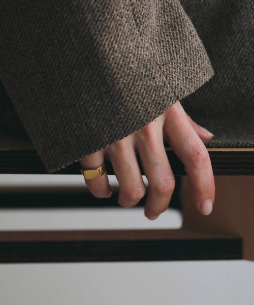 anuke（アンヌーク）の「Square Pinky Ring（リング・レディース・シルバー/ゴールド・#3/#5）」の4枚目の写真