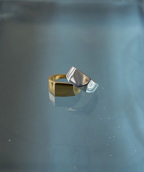 anuke（アンヌーク）の「Square Pinky Ring（リング・レディース・シルバー/ゴールド・#3/#5）」の7枚目の写真
