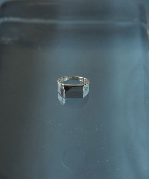 anuke（アンヌーク）の「Square Pinky Ring（リング・レディース・シルバー/ゴールド・#3/#5）」の8枚目の写真
