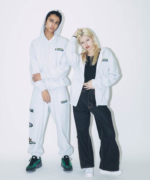 XLARGE(エクストララージ)の「MULTI EMBLEM ZIP UP HOODED SWEATSHIRT(パーカー・メンズ・アッシュ/ネイビー/ブラック・S/XL/L/M)」の17枚目の写真