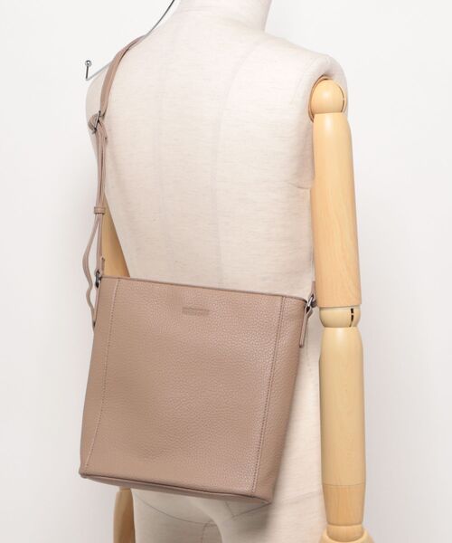 MACKINTOSH PHILOSOPHY（ﾏｯｷﾝﾄｯｼｭ ﾌｨﾛｿﾌｨｰ）の「MACKINTOSH PHILOSOPHY/マッキントッシュフィロソフィー ５M３１   17983（ショルダーバッグ・メンズ・ネイビー/ブラック/ベージュ・FREE）」の7枚目の写真