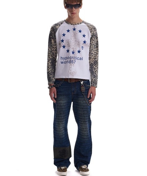 FreeZone(フリーゾーン)の「ユニセックス】レオパード切替グラフィックラグランTシャツ / 長袖 星柄 ヴィンテージ Y2K グランジ 韓国ストリート(Tシャツ/カットソー・メンズ・ホワイト・F)」の7枚目の写真