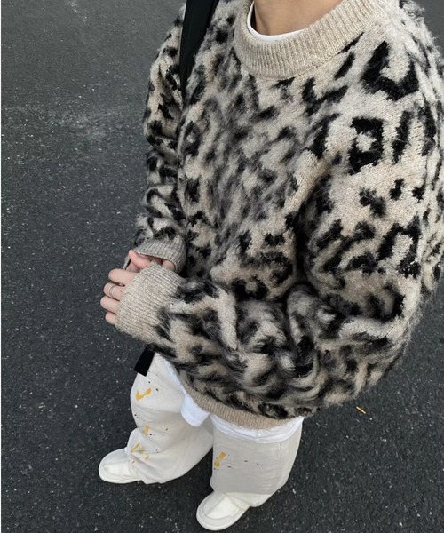 FreeZone（フリーゾーン）の「レオパード柄シャギーオーバーサイズニット / ヒョウ柄 Y2K グランジ（Tシャツ/カットソー・メンズ・ベージュ・F）」の2枚目の写真