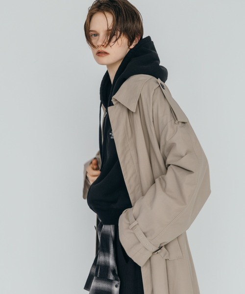 CREDONA(クレドナ)の「WASHED VOLUME TRENCH COAT/ウォッシュド ボリューム トレンチ コート(トレンチコート・レディース・ネイビー/ベージュ・0/1)」の10枚目の写真