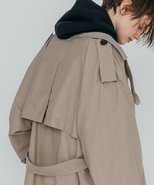CREDONA(クレドナ)の「WASHED VOLUME TRENCH COAT/ウォッシュド ボリューム トレンチ コート(トレンチコート・レディース・ネイビー/ベージュ・0/1)」の12枚目の写真