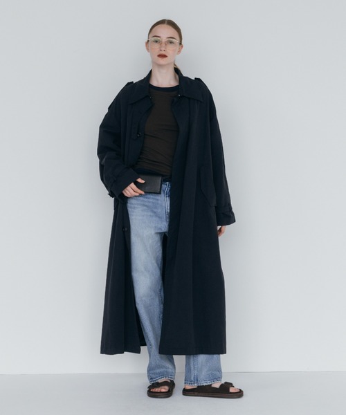 CREDONA(クレドナ)の「WASHED VOLUME TRENCH COAT/ウォッシュド ボリューム トレンチ コート(トレンチコート・レディース・ネイビー/ベージュ・0/1)」の14枚目の写真