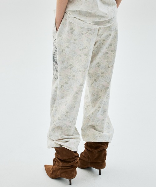 Mardi Mercredi(マルディメクルディ)の「JOGGER PANTS FLEUR FLOWER / ジョガー パンツ フルール フラワー(スウェットパンツ・レディース・ピンク/ブルー・FREE)」の17枚目の写真