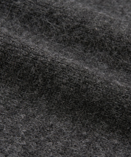 EXCONTAINER(エックスコンテナ)の「ヘアリー vneck クロップカーディガン (CHARCOAL)(カーディガン/ボレロ・メンズ・その他・MEDIUM/LARGE/X-LARGE)」の6枚目の写真