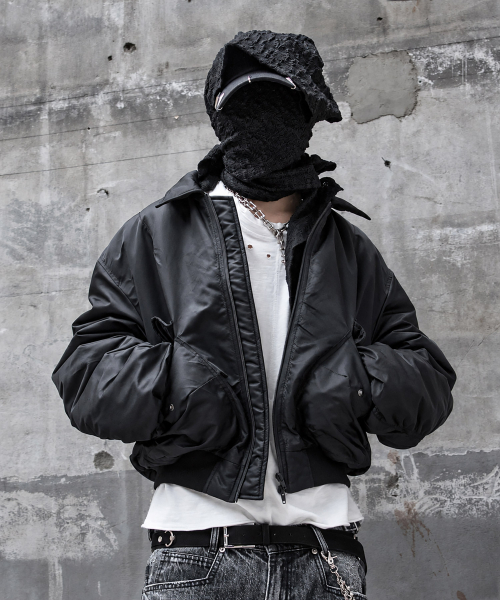 ROARINGRAD(ロアリングラド)の「26 シャーリング クロップド ボンバージャケット ブラック(ブルゾン・レディース・その他・MEDIUM/LARGE)」の1枚目の写真