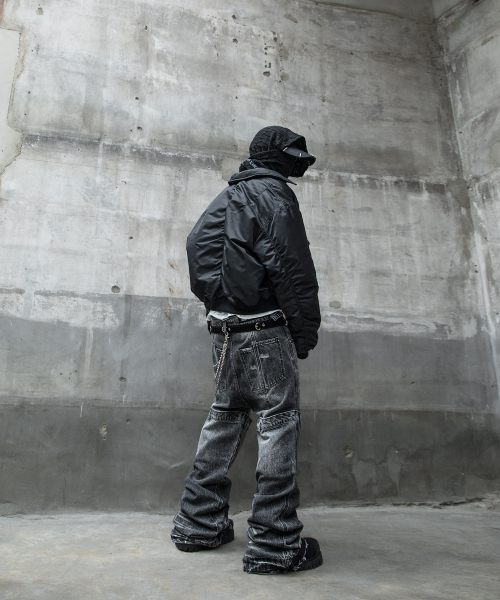 ROARINGRAD(ロアリングラド)の「26 シャーリング クロップド ボンバージャケット ブラック(ブルゾン・レディース・その他・MEDIUM/LARGE)」の3枚目の写真