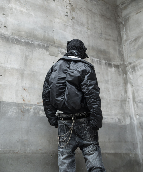 ROARINGRAD(ロアリングラド)の「26 シャーリング クロップド ボンバージャケット ブラック(ブルゾン・レディース・その他・MEDIUM/LARGE)」の5枚目の写真