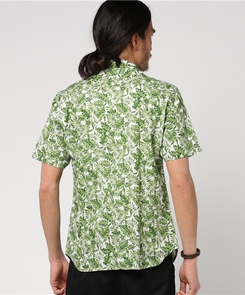 ikka（イッカ）の「リーフプリントシャツ（シャツ/ブラウス・メンズ・ブラウン/グリーン・LARGE/MEDIUM/X-LARGE）」の4枚目の写真