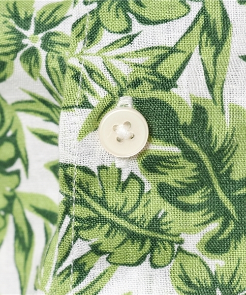 ikka（イッカ）の「リーフプリントシャツ（シャツ/ブラウス・メンズ・ブラウン/グリーン・LARGE/MEDIUM/X-LARGE）」の9枚目の写真