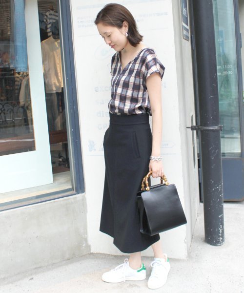 IENA - ◇今季SLOBE IENA イエナ ギンガムチェック黒×白 Vネックブラウス スローブ イエナ SLOBE IENA ドットフリルVネックブラウス