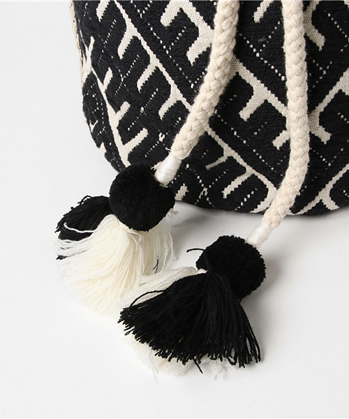 arbore（アーバー）の「 インドジャガードトートバッグ（ショルダーバッグ・レディース・その他2/その他/その他1・M）」の6枚目の写真