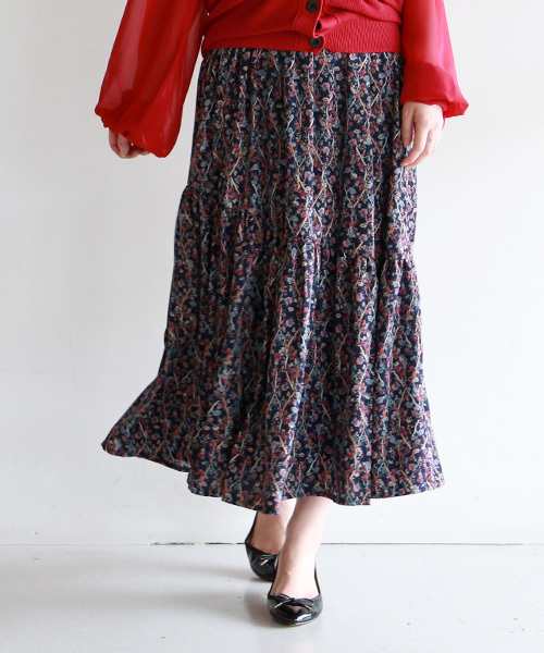 Bou Jeloud（ブージュルード）の「【WEB限定】フルーレットプリント切替ロングスカート（スカート・レディース・オフホワイト/イエロー/ネイビー・38）」の3枚目の写真