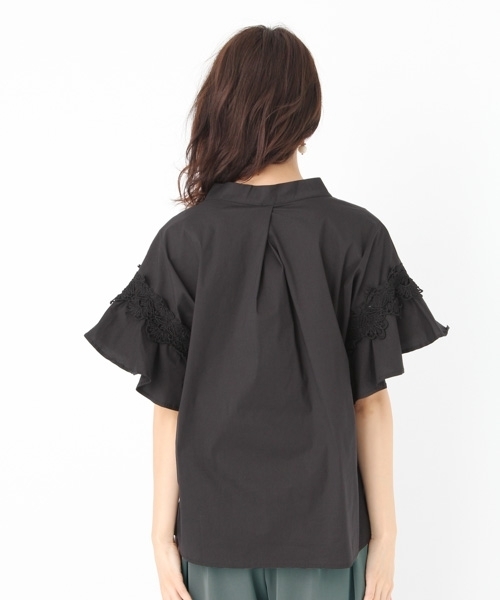 Andemiu（アンデミュウ）の「ヌケエリソデレースフリルブラウス769075（シャツ/ブラウス・レディース・ブラック/オフホワイト/キャメル・FREE）」の10枚目の写真