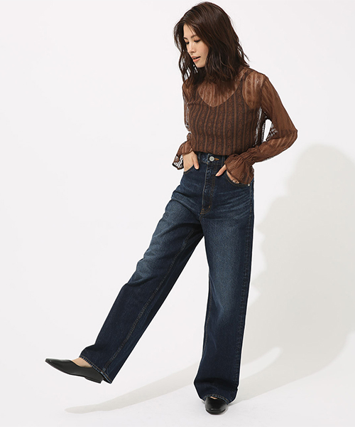 AZUL by moussy（アズールバイマウジー）の「レースハイネックロングスリーブプルオーバー（Tシャツ/カットソー・レディース・ブラック/ブラウン/オフホワイト・SMALL/MEDIUM）」の6枚目の写真