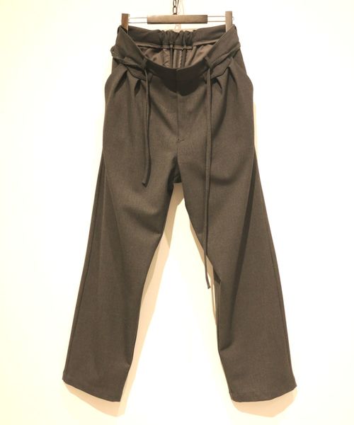 Toironier（トワロニエ）の「Toironier/トワロニエ/TROUSERS/ﾄﾗｳｻﾞｰｽﾞ（スラックス・メンズ・ブラック/ベージュ/グリーン/グレー・FREE）」の3枚目の写真