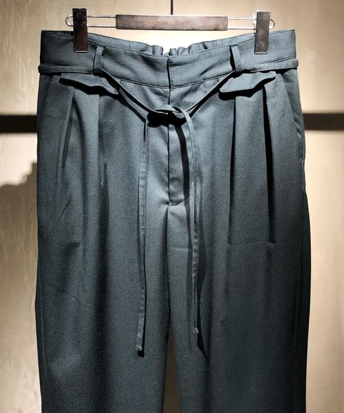 Toironier（トワロニエ）の「Toironier/トワロニエ/TROUSERS/ﾄﾗｳｻﾞｰｽﾞ（スラックス・メンズ・ブラック/ベージュ/グリーン/グレー・FREE）」の6枚目の写真