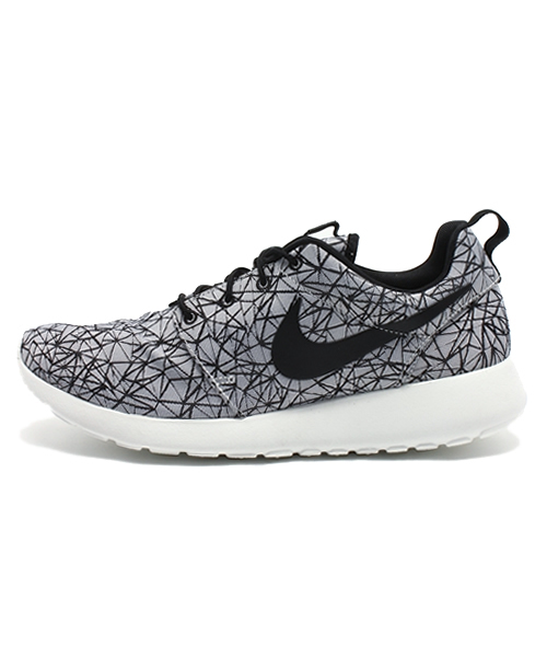 NIKE（ナイキ）の「ナイキ ローシラン プレミアム 総柄 NIKE ROSHERUN GPX PRM “Geometric” 631751-100（スニーカー・メンズ・ブラック・27cm/24.5cm/24cm/26cm）」の5枚目の写真