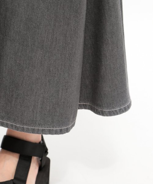 LAKOLE（ラコレ）の「ライトオンスデニムフレアスカート / LAKOLE（デニムスカート・レディース・インディゴブルー/ライトブルー/グレー・SMALL/MEDIUM）」の16枚目の写真