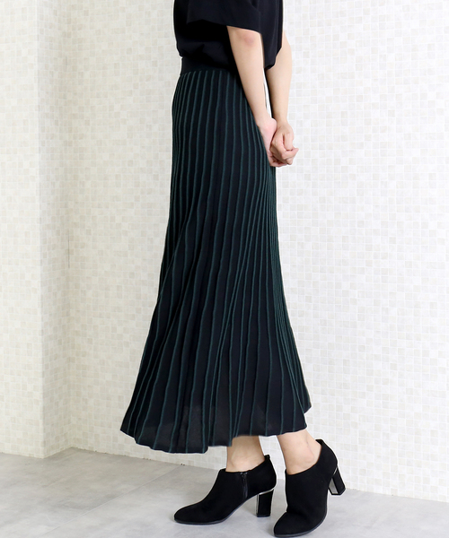 n'ee-ne（ネーネ）の「12Gストライプニットプリーツスカート（スカート・レディース・ブラック/ベージュ/ブラウン・FREE）」の5枚目の写真