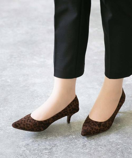 menue（メヌエ）の「イイ女ポインテッドシリーズ 5cm ピンヒールver. 歩きやすさもキレイも叶える ポインテッドトゥ ハイヒールパンプス（パンプス・レディース・アッシュグレー/カーキ/ブルー/ボルドー/グレー系その他/キャメル/ピンク系その他/レオパード/チェック/ブラック系その他3/ブラック系その他4/ベージュ系その他2/ブラック/ブラック系その他/ブラック系その他2/パイソン/ブラウン系その他・22cm/22.5cm/23cm/23.5cm/24cm/24.5cm/25cm/25.5cm/26cm/26.5cm/27cm/21cm/21.5cm/26.0cm/27.0cm）」の16枚目の写真