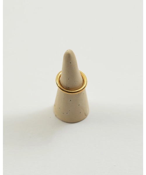 TODAYFUL(トゥデイフル)の「プレーンリング(リング・レディース・シルバー/ゴールド・#13/#11)」の1枚目の写真