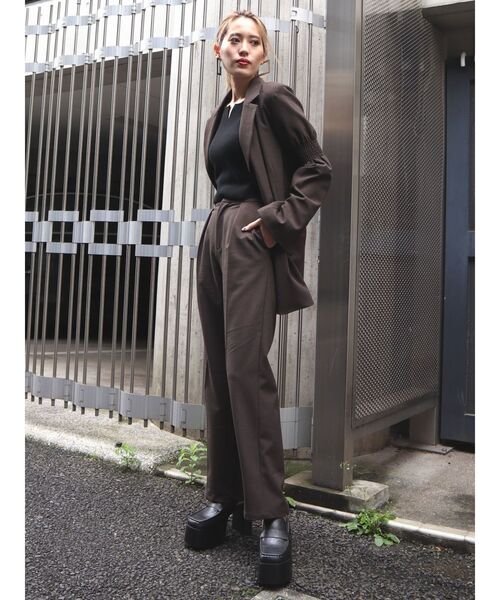 EMODA（エモダ）の「シャーリングスリーブジャケット（テーラードジャケット・レディース・ブラウン/その他/その他1・FREE）」の6枚目の写真