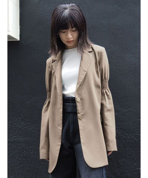 EMODA（エモダ）の「シャーリングスリーブジャケット（テーラードジャケット・レディース・ブラウン/その他/その他1・FREE）」の7枚目の写真