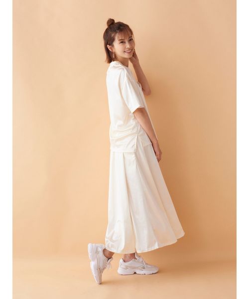 Now me. by NYLON JAPAN(ナウミーバイナイロンジャパン)の「【安田美沙子コラボ】オーバーサイズTシャツ(Tシャツ/カットソー・レディース・ホワイト/ブラック・FREE)」の6枚目の写真