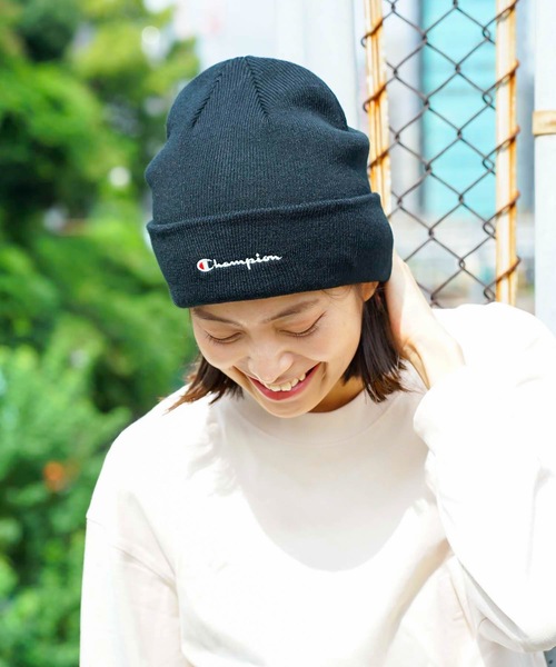Champion（チャンピオン）の「【CHAMPION/チャンピオン】スクリプトロゴ天竺ワッチ　ワンポイントロゴ刺繍　ニットキャップ/ビーニー（ニットキャップ/ビーニー・メンズ・ホワイト/ブラック/ベージュ/ネイビー/杢グレー/マスタード/ライトパープル/ワイン・FREE）」の2枚目の写真