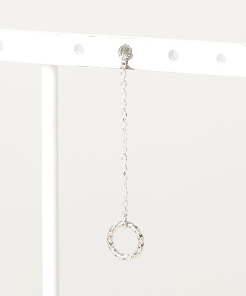 Juha(ユハ)の「PIERCE - CHAIN - SILVER(ピアス(片耳用)・メンズ・シルバー・FREE)」の3枚目の写真
