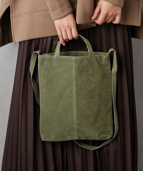 PUAL CE CIN(ピュアルセシン)の「PIGSUEDE TOTE SHOULDER/スエードトートショルダーバッグ(ショルダーバッグ・レディース・グレー/カーキ/イエロー・FREE)」の4枚目の写真